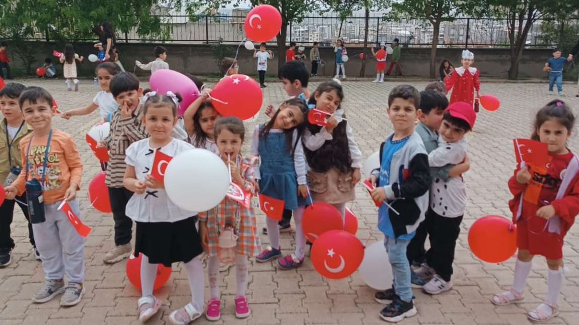 23 Nisan Ulusal Egemenlik ve Çocuk Bayramı
